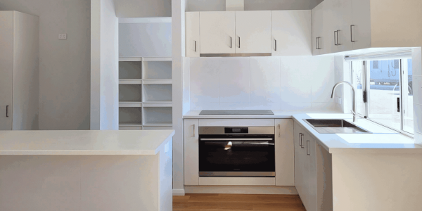 The Sandfire modular home by TR Homes - kitchen